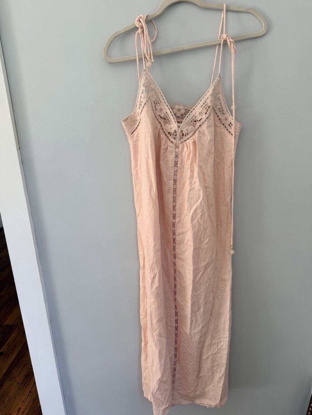 H&M Eyelet-Embroidered Dress with Tie Shoulder Straps (Powder pink) XXs